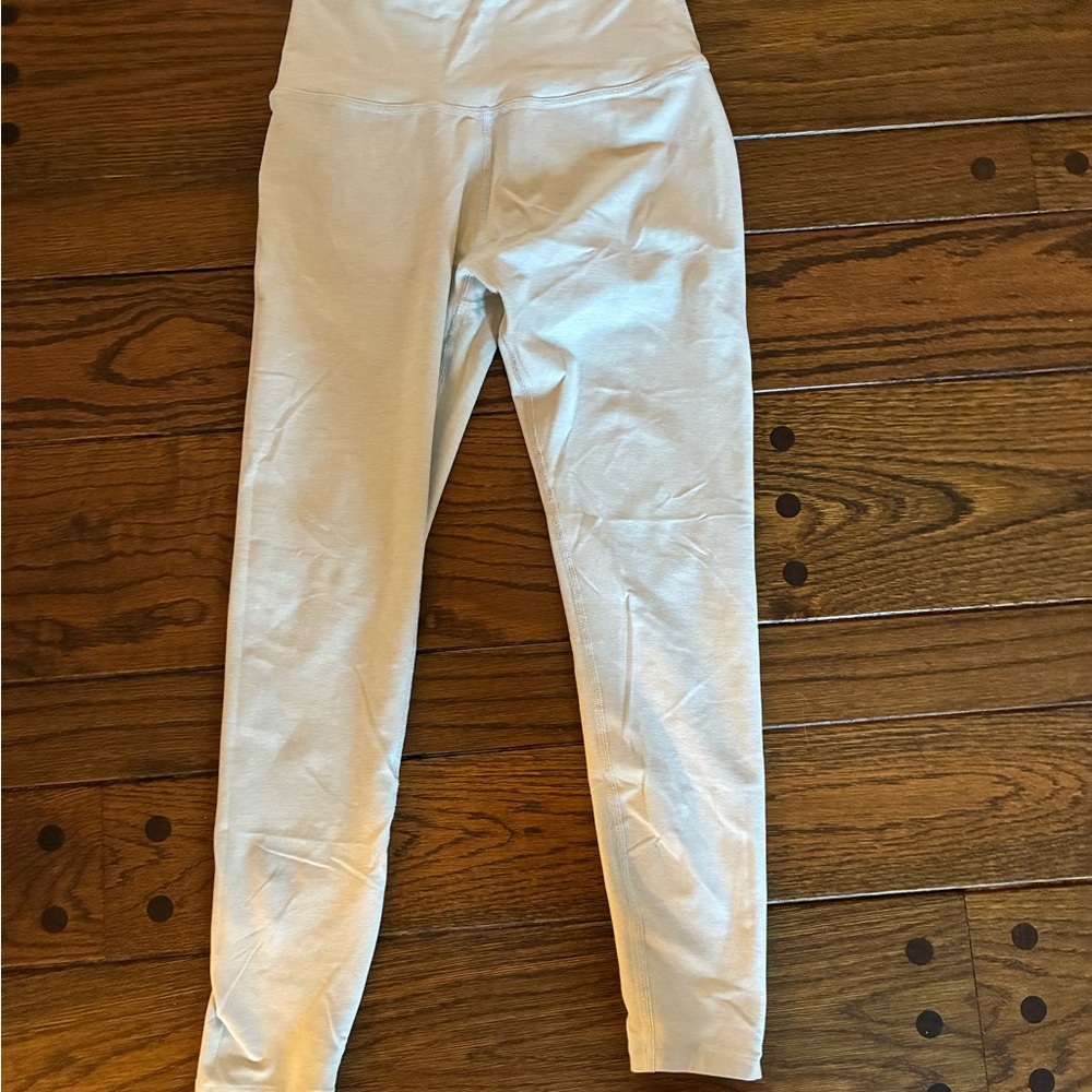 Beyond Yoga Cream Leggings